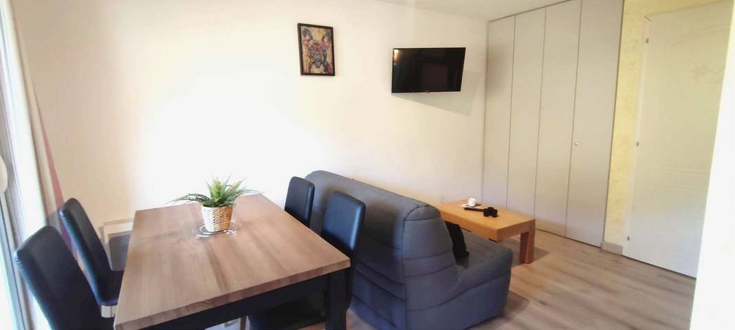 Gîte pour 4 personnes, avec balcon et vue, adapté aux familles dans Isola 2000 - 2