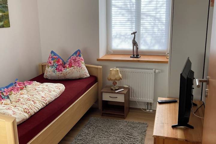 Entire apartment, Cozy, quiet vacation apartment near the Neustädter See, pet friendly in Barleben, Elbe-Börde-Heide