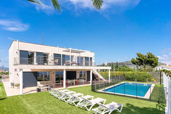 Chalet para 12 personas, con balcón y jardín - 1