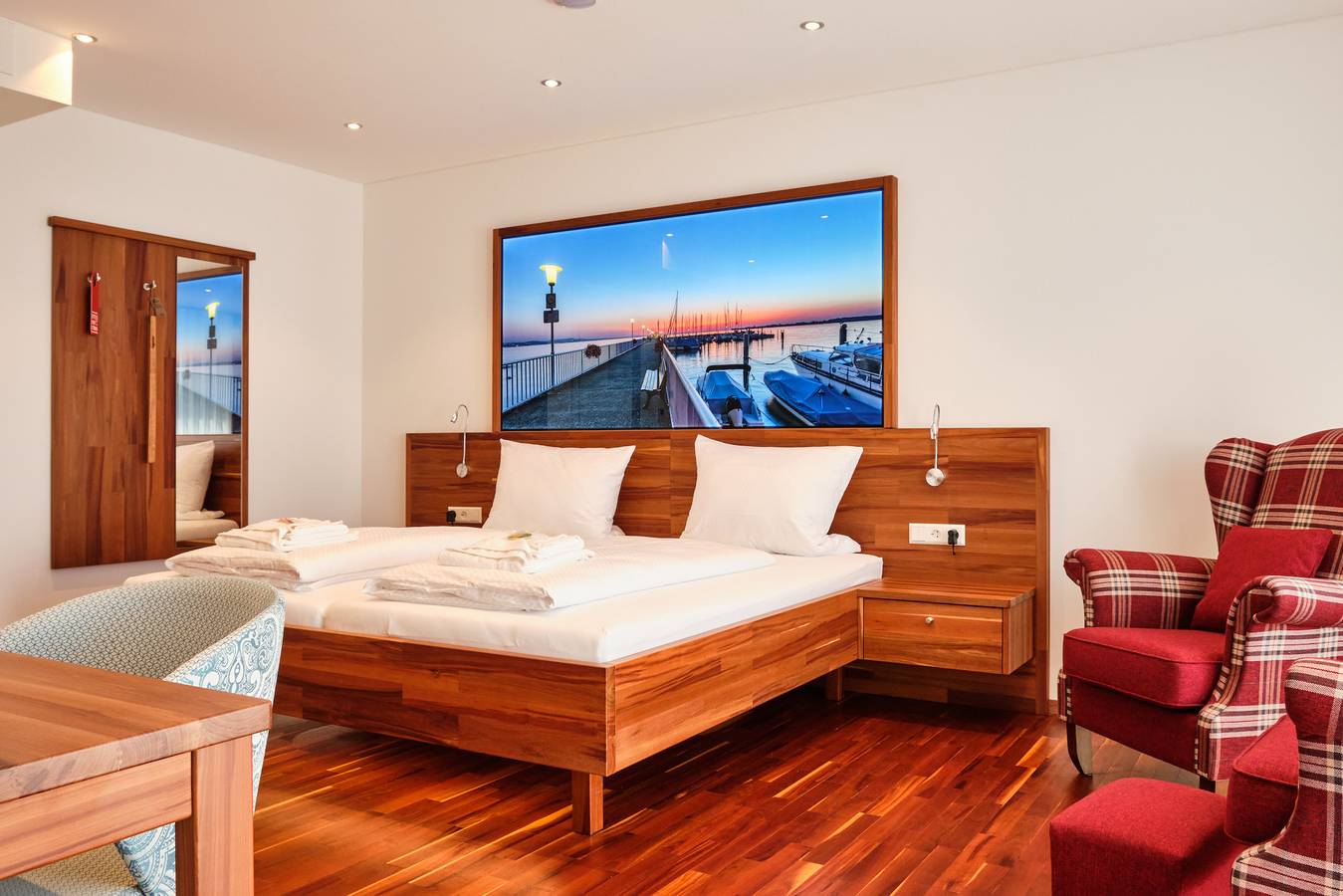 Hotel Hornstein - Weingut, Vinothek & Gastronomie - Doppelzimmer Typ Ländle Wein (circa 20-25 qm) in Nonnenhorn, Bayerisch Schwaben