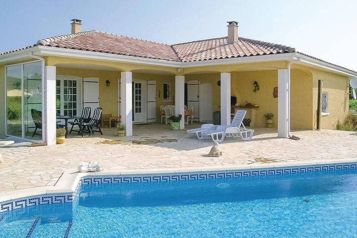 Location de vacances pour 6 personnes, avec jardin à Argeliers