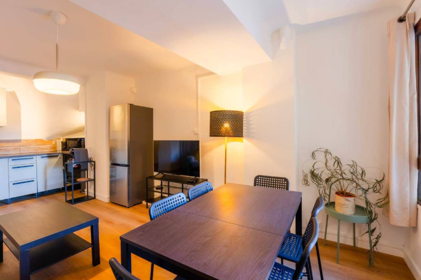 Apartamento entero, Apartamento de vacaciones para 6 personas con balcón in Aix-en-Provence, Costa mediterránea (Francia)
