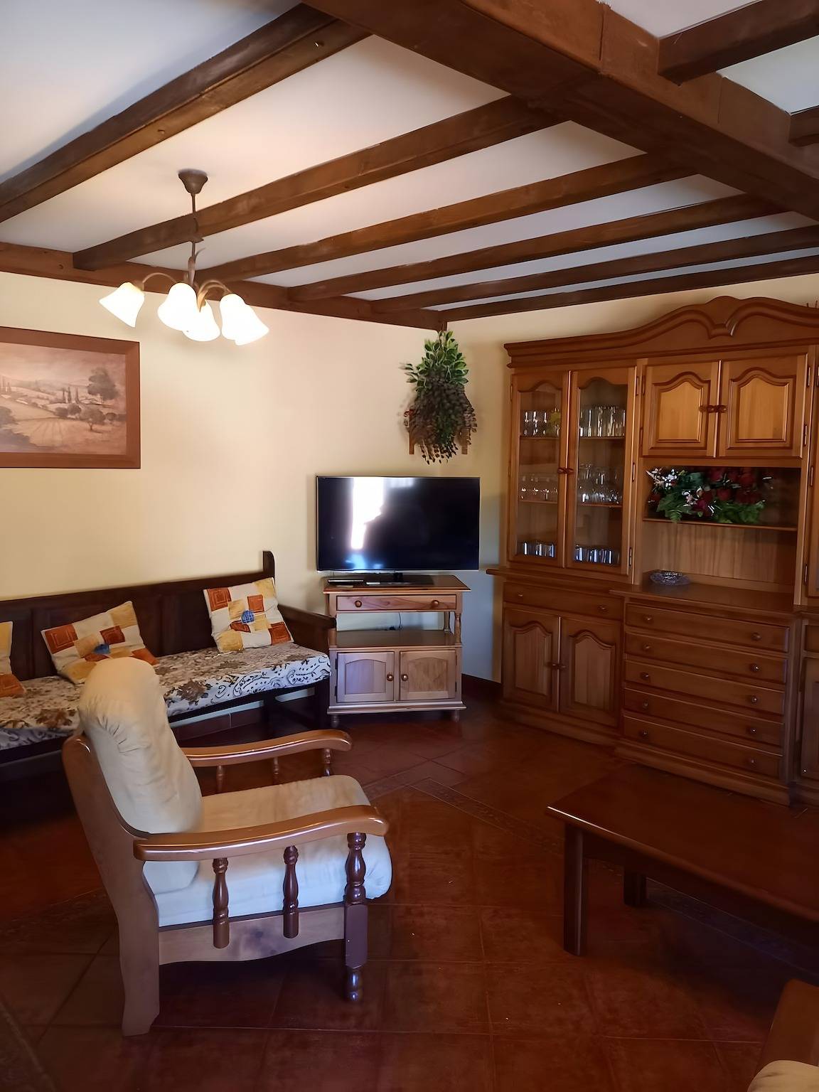 Maison de campagne 'Casa Rural La Cerra' avec vue sur la montagne, jardin partagé et Wi-Fi in Navalguijo, Navalonguilla