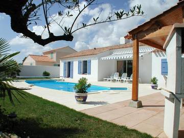 Villa pour 8 personnes, avec piscine dans les Pays de la Loire