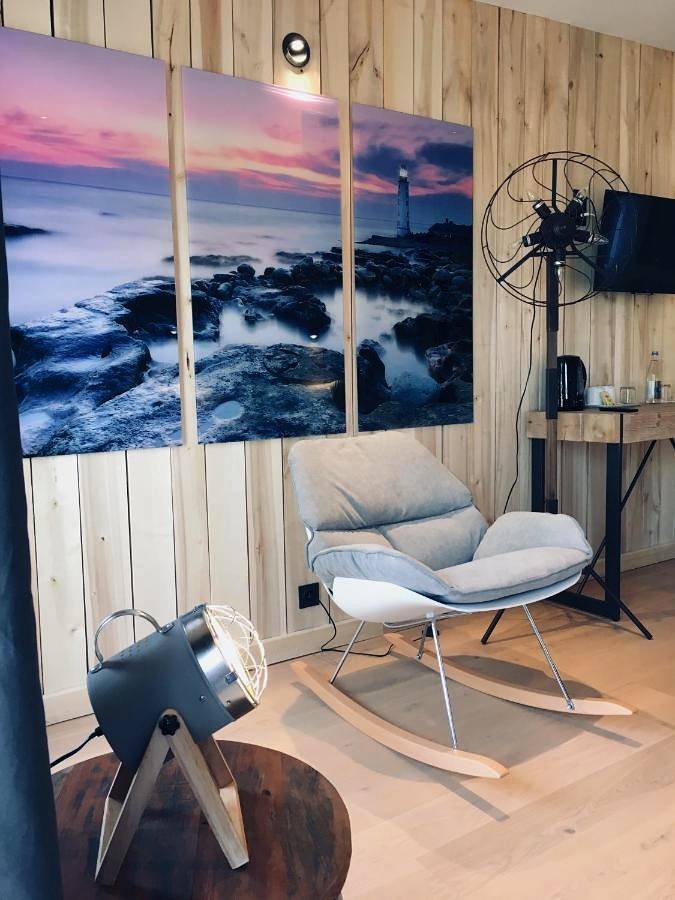 Hôtel pour 2 personnes, avec jardin et piscine, animaux acceptés à Parigné - 3