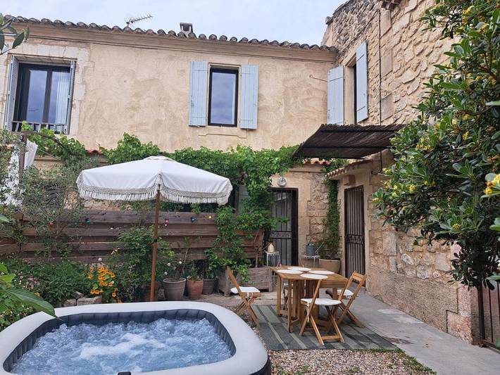 Maison de vacances pour 4 personnes, avec jardin ainsi que jacuzzi et terrasse - 1
