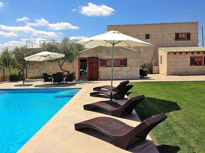 Villa for 6 people, with terrace and garden - 1