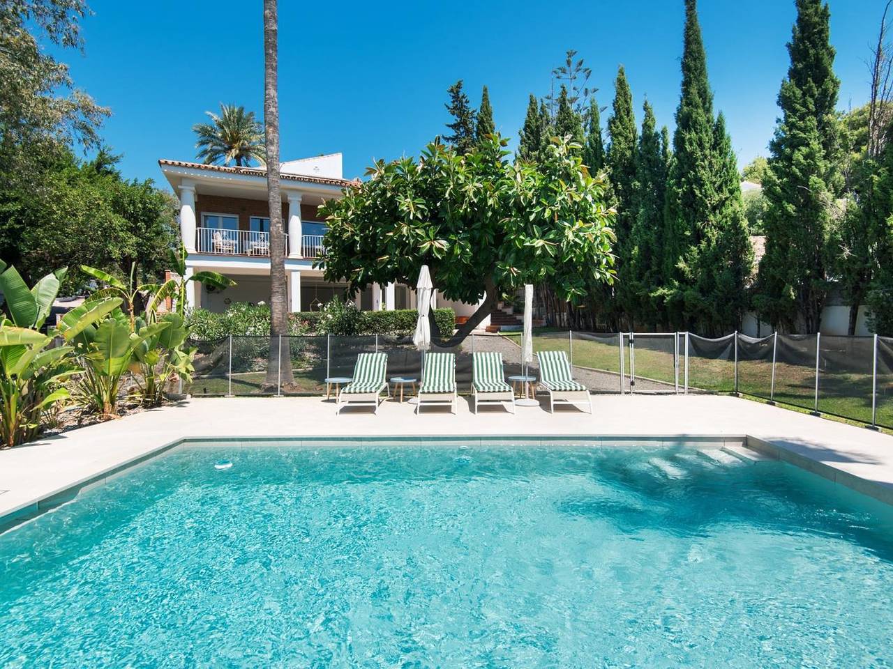 Ferienhaus für 10 Personen mit Balkon/Terrasse in Málaga (Este), Malaga