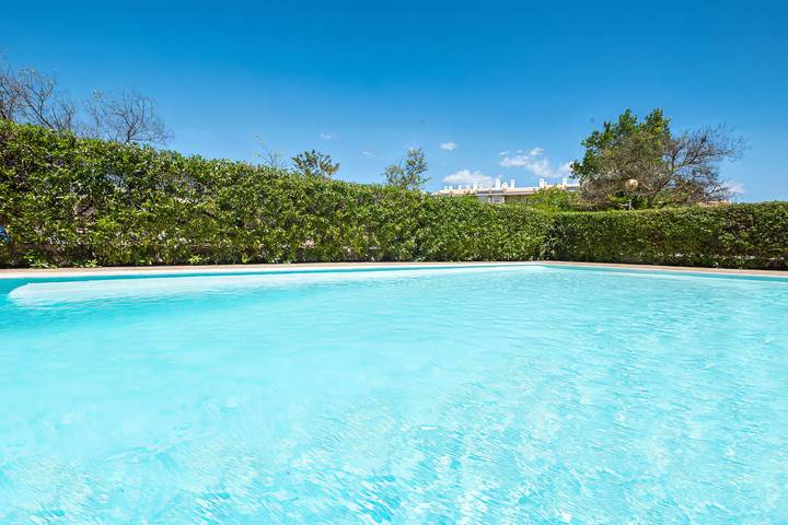Gîte pour 6 personnes, avec balcon ainsi que jardin et piscine à Alvor - 2