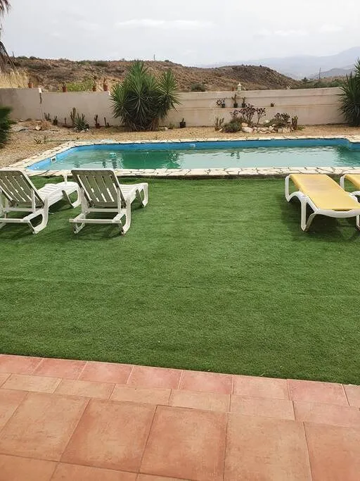 Apartamento de vacaciones para 2 personas, con piscina y jardín - 1