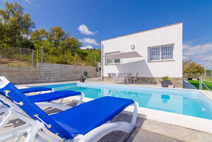 Casa rural para 6 personas, con terraza en Massanet de la Selva - 4