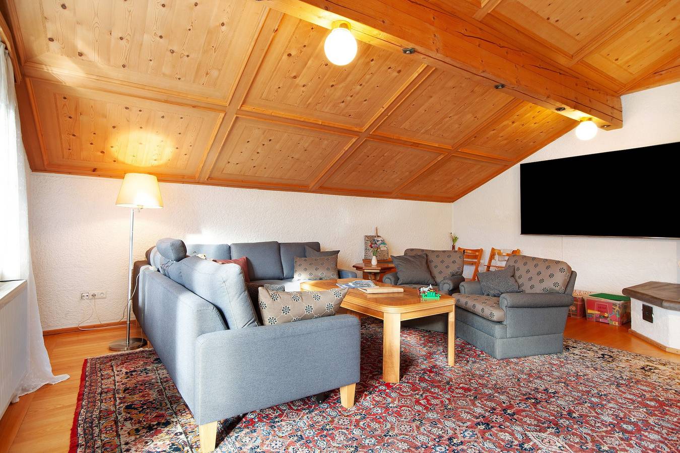 Entire apartment, Apartment 'Caprano' with Mountain View, Balcony and Wi-Fi in Sonthofen, Bavarian Swabia