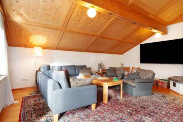 Vacation Rental for 8 Guests in Sonthofen, Allgäu alps, Picture 1