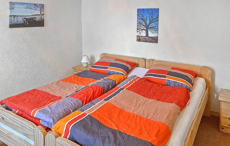 Gemütliche Wohnung am See mit Parkplatz und Garten in Altenhof, Schorfheide