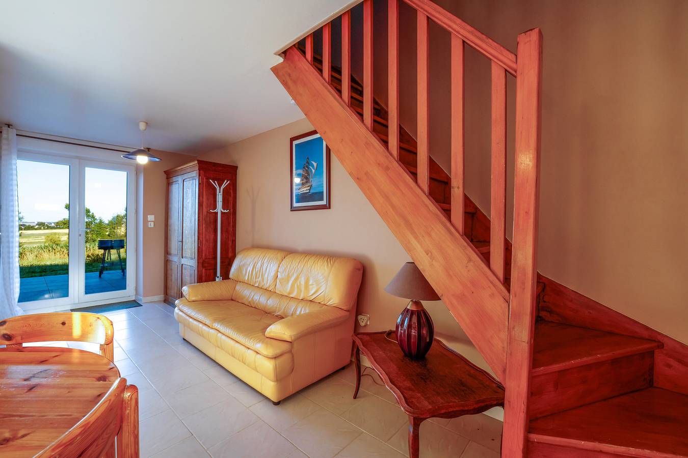 Petite maison 'Gite L'hermine' avec terrasse privée, jardin partagé et Wi-Fi in Cast, Région de Châteaulin