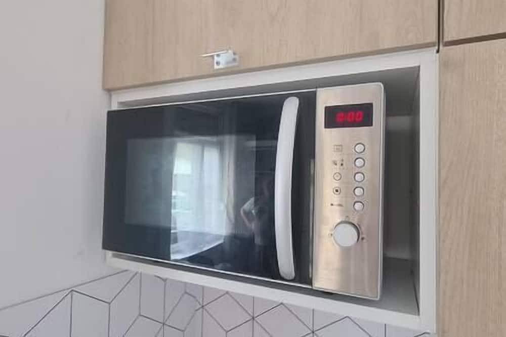Appartement entier, Studio entièrement rénové. in Cambrai, Département Nord