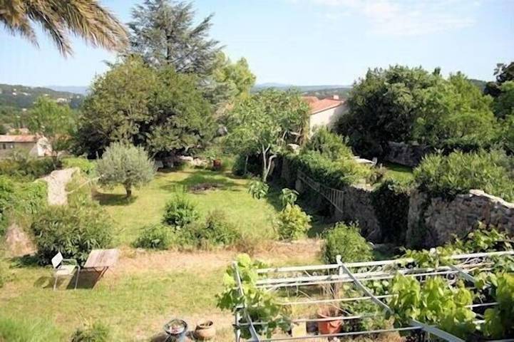 Location de vacances pour 7 personnes, avec balcon et jardin à Seillans - 4