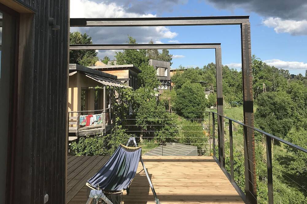 Luxury villa in Ardeche up to 10 people in Saint-Étienne-de-Serre, Parc naturel régional des Monts d'Ardèche