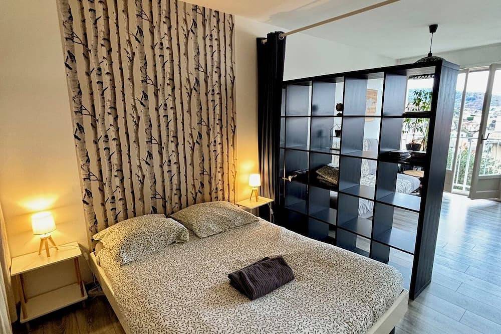 Entire apartment, Nice view 500m from the spa in Royat, Volcans d'Auvergne Regional Nature Park