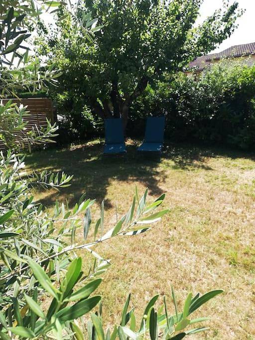 Location de vacances pour 10 personnes, avec terrasse et jardin à Pradines - 2