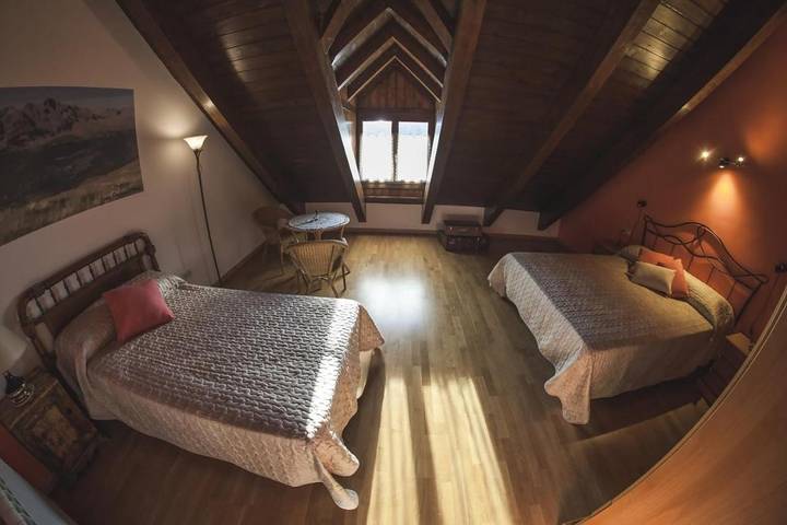 Casa rural para 10 personas, con jardín y balcón en Biescas - 2