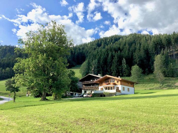 B&B für 2 Personen, mit Terrasse und Garten sowie Ausblick in Schladming