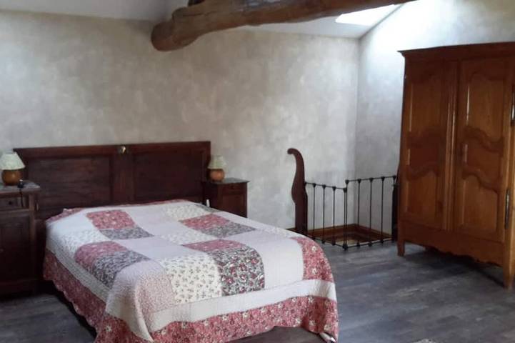 Location de vacances pour 4 personnes, avec jardin à Matour - 3