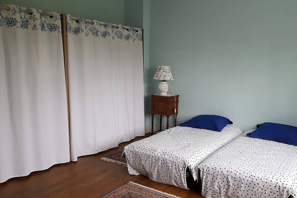 Maison au coeur de Saint Briac au calme et à 10 minutes à pied de la plage in Saint-Briac-sur-Mer, Région de Saint-Malo
