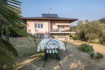 Location De Vacances pour 8 Personnes dans Padaro, Arco, Photo 2