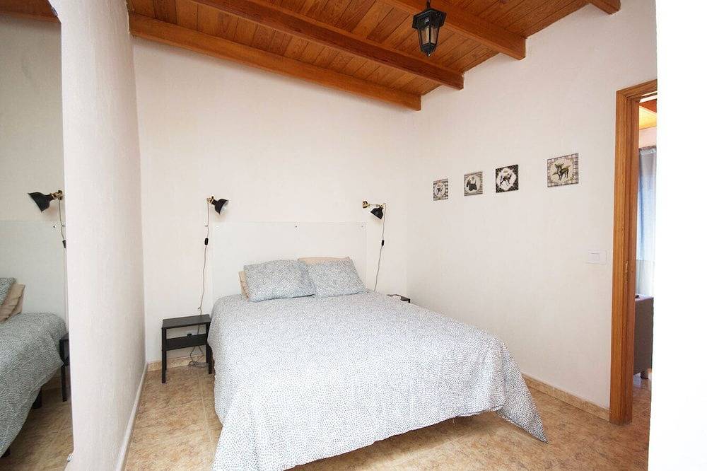 Apartamento entero, Ático! Dos dormitorios junto al mar in El Burrero, Ingenio