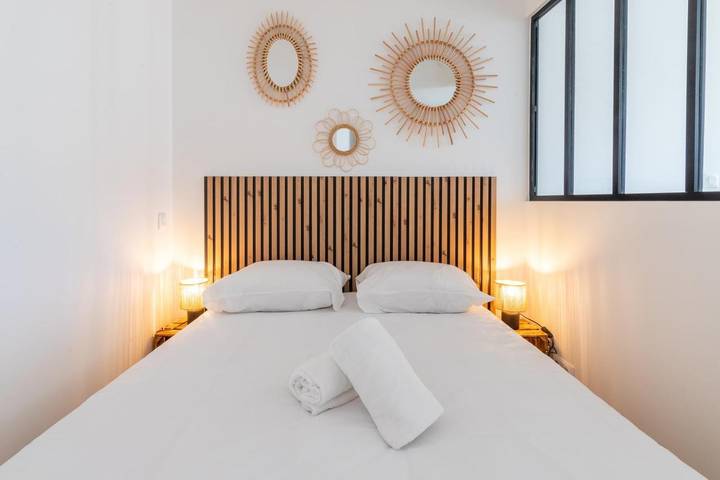 Gîte pour 4 personnes, avec vue dans Marche Sur La Place Des Lices Vannes - 2