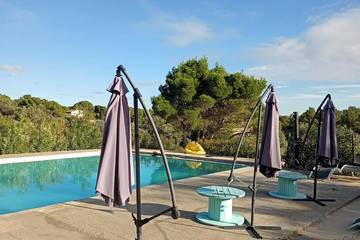 Cottage pour 15 personnes, avec jacuzzi et jardin ainsi que balcon et sauna dans Golf de Servanes