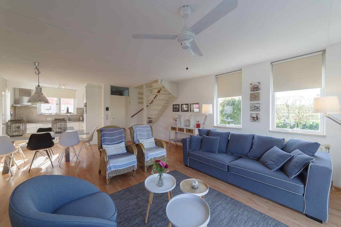 Geschmackvoll eingerichtetes Haus für 8 Personen mit Sauna und Veranda in Wemeldinge in Niederländische Nordsee