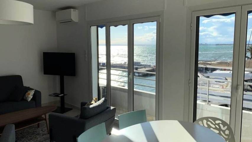 Gîte pour 7 personnes, avec balcon dans Le Vieux Phare Du Grau Du Roi - 3