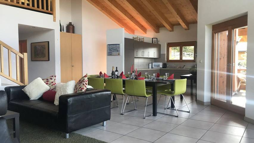 Hütte für 10 Personen, mit Balkon und Pool in Veysonnaz