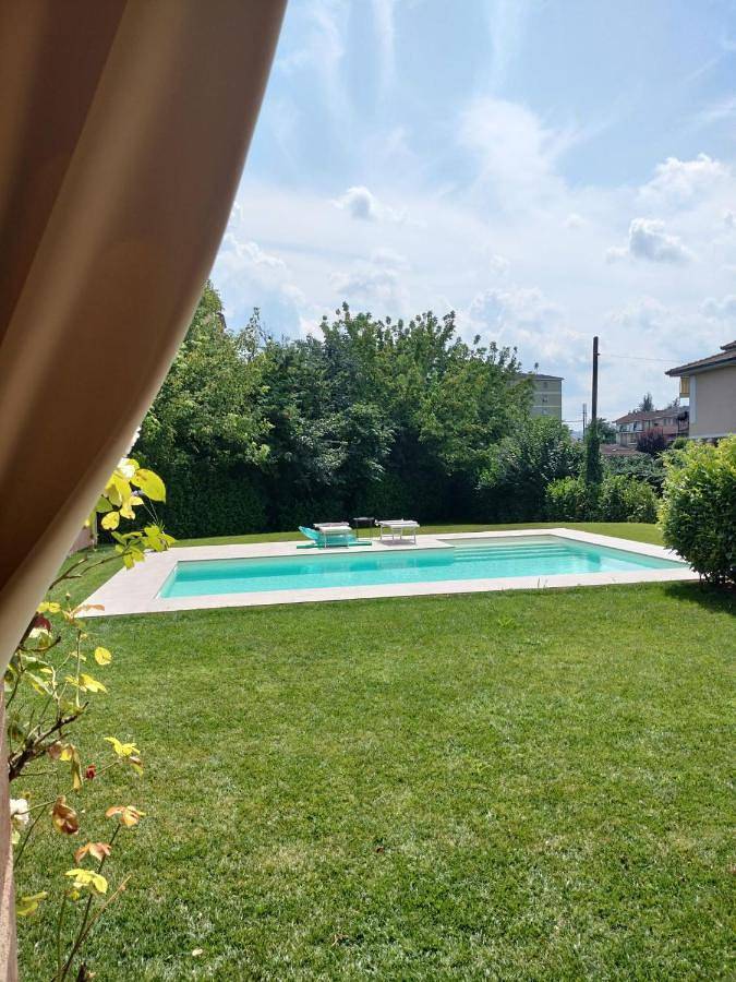 Casa di Sissy con Piscina Privata - Zona Villa Igea in Acqui Terme, Province d'Alexandrie