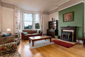 Log Cabin for 8 People in Llandudno, Conwy region, Photo 4