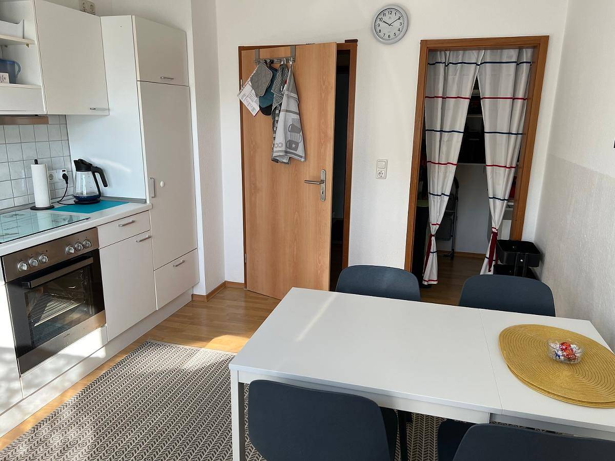 Ganze Wohnung, Lissy`s Ferienwohnung - Ferienwohnung (85m²) mit 2 Schlafzimmern und Balkon in Bad Königshofen i.Grabfeld, Rhön-Bayern