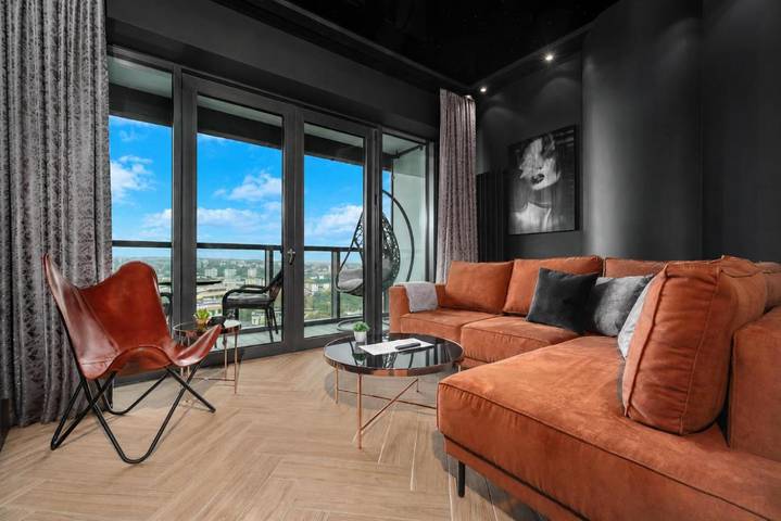 Ferienwohnung für 2 Personen, mit Balkon und Sauna sowie Pool und Whirlpool - 1