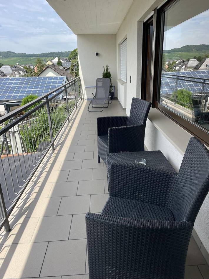 Ferienwohnung für 2 Personen, mit Balkon in Lieser - 2