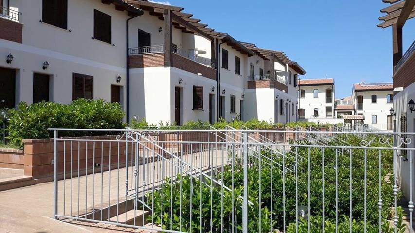 Location de vacances pour 8 personnes, avec vue et jardin, animaux acceptés à Tropea - 3