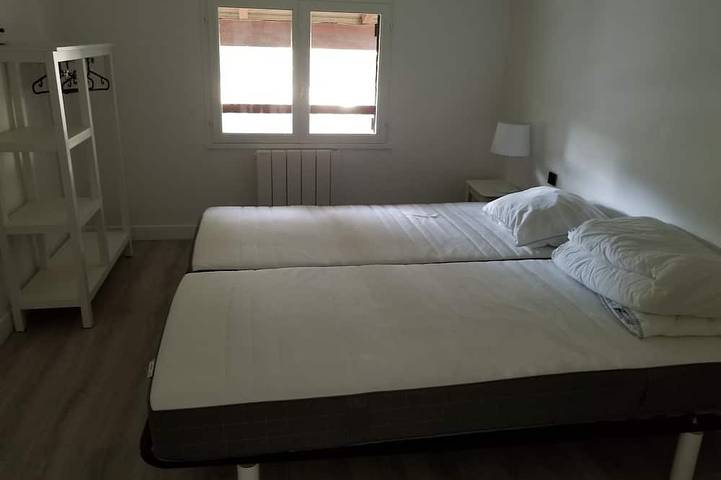 Location de vacances pour 12 personnes, avec terrasse et jardin dans Maubuisson - 4