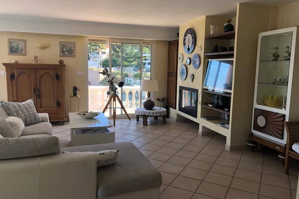 Maison sur la plage in La Seyne-sur-Mer, Côte méditerranéenne (France)
