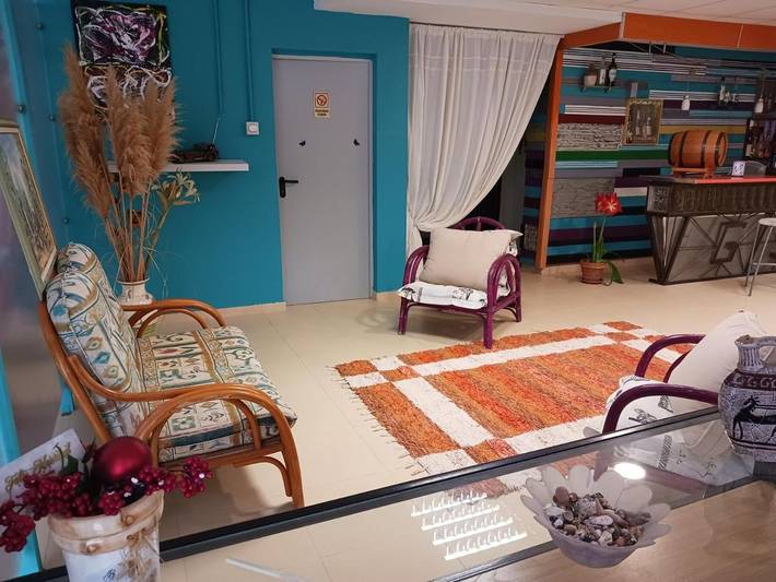 Gîte pour 2 personnes, avec Terrasse ainsi que Piscine et Vue à Calabardina - 4