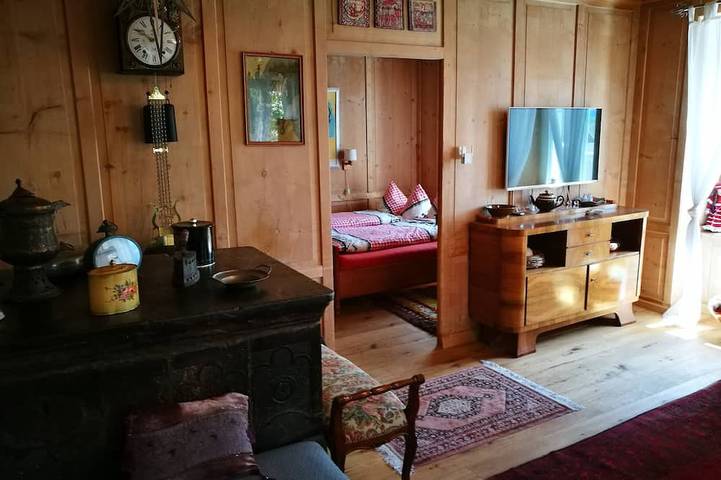 Ganze Wohnung, Ferienwohnung im Bündner Oberland in Waltensburg/Vuorz Staziun, Waltensburg