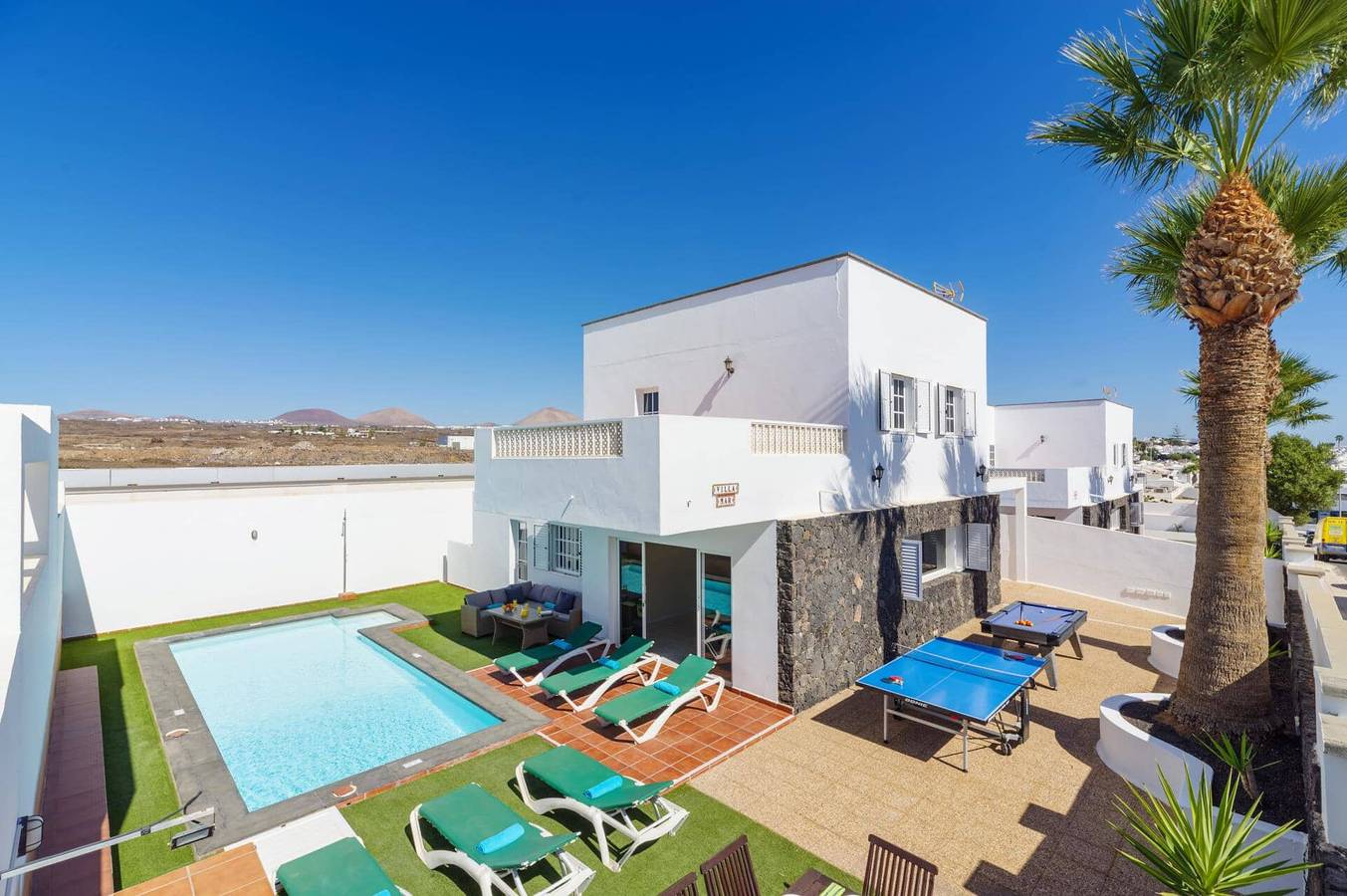 Casa vacanza a Tias a partire da 208€ a notte