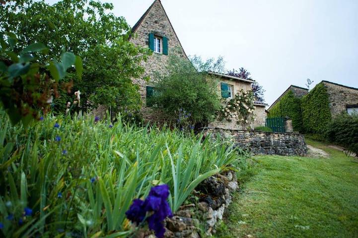 Gîte pour 4 personnes, avec Terrasse et Jardin