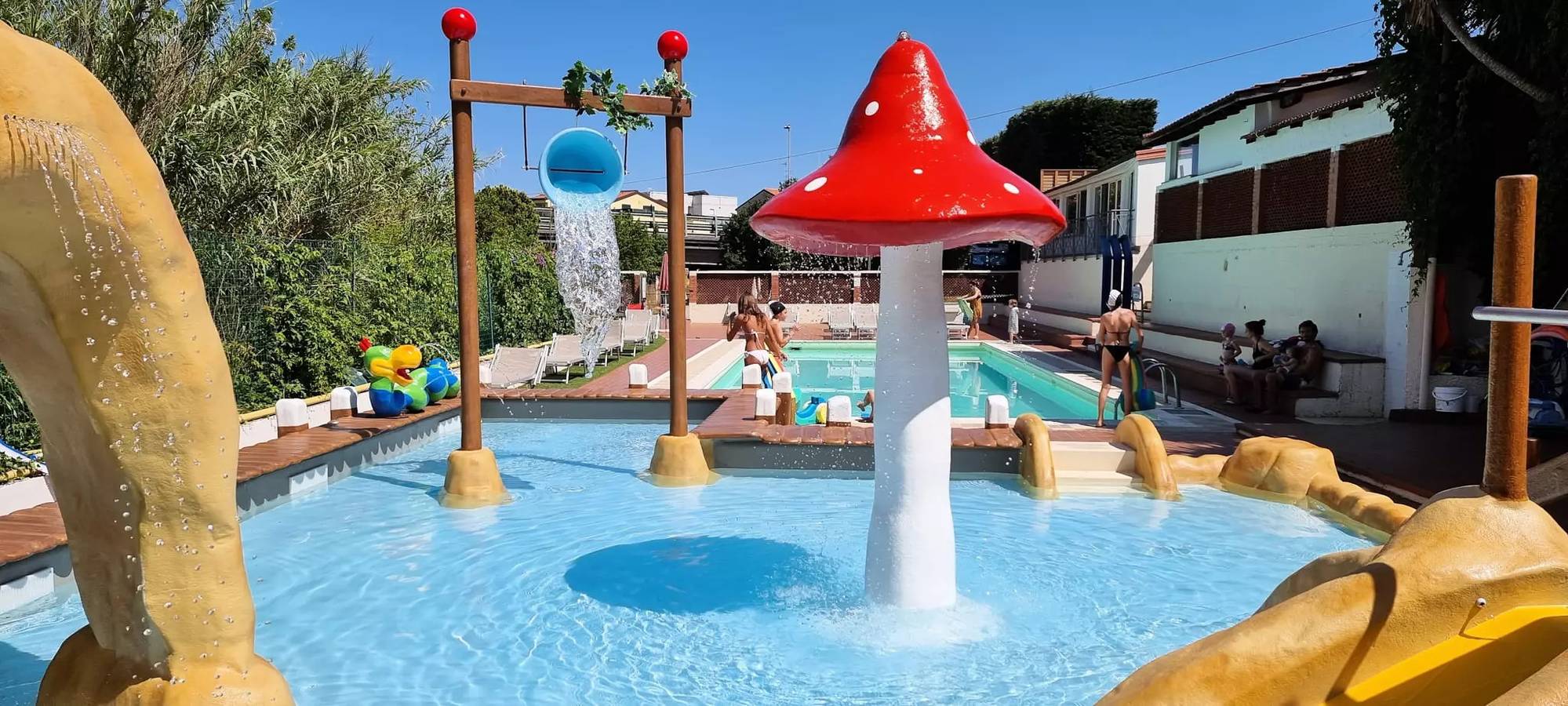 Glam, Toilette und Dusche in Option 4 Personen in Pietra Ligure, Pietra Ligure Gemeinde
