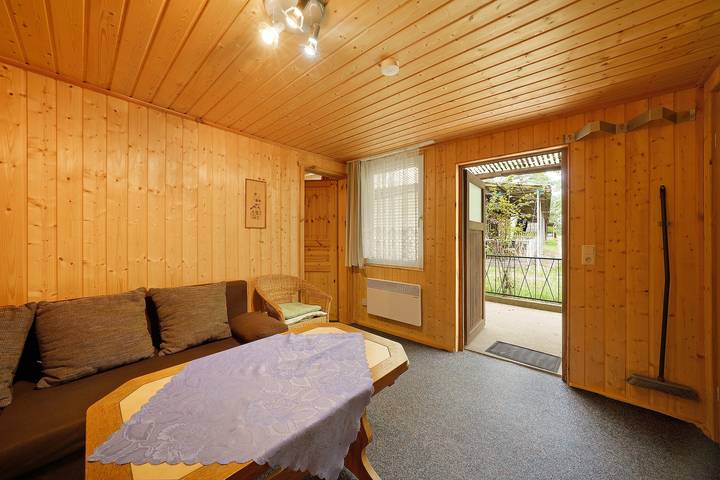 Bungalow für 4 Personen, mit Sauna und Garten, mit Haustier in der Lausitz - 2