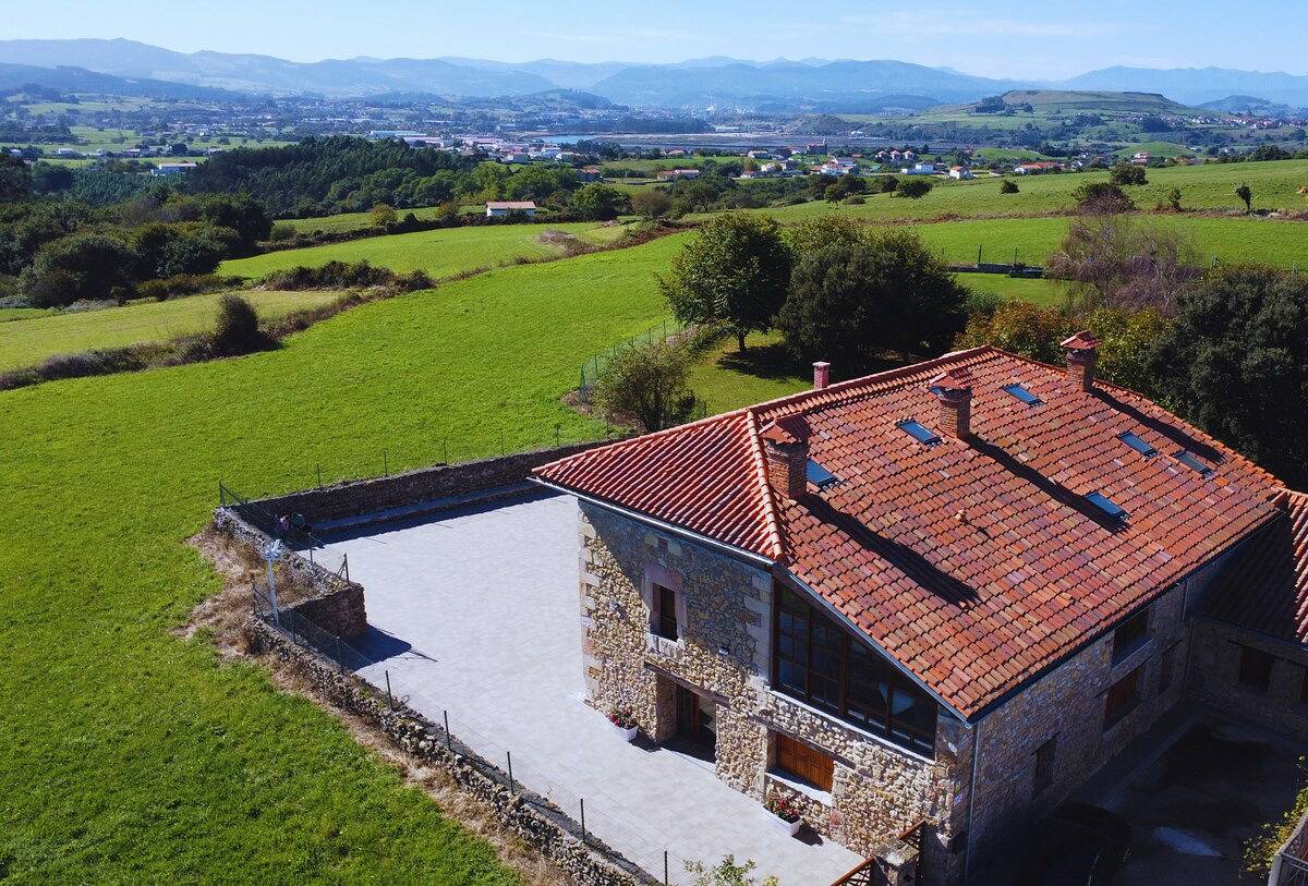 Apartamento entero, Apartamento de vacaciones para 5 personas in Miengo, Costa de Cantabria